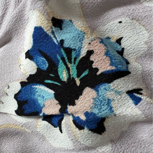 ASTR the Label Anthropologie Long Sleeve Gray Blue Floral Romper size Large - Picture 6 of 10